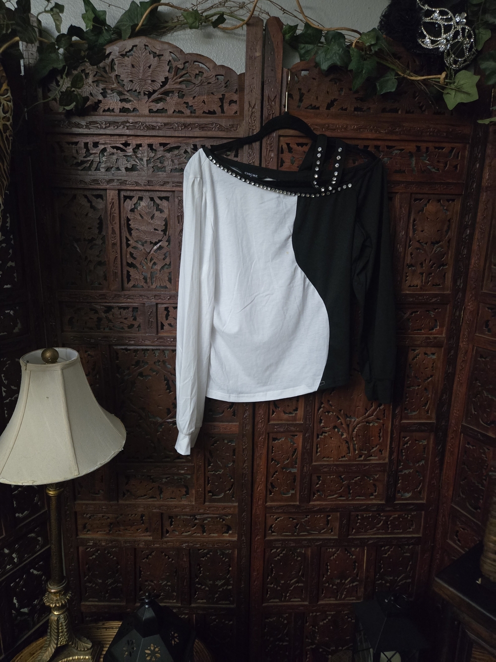 No Boundaries Black & White Studded Asymmetrical Long-Sleeve Top